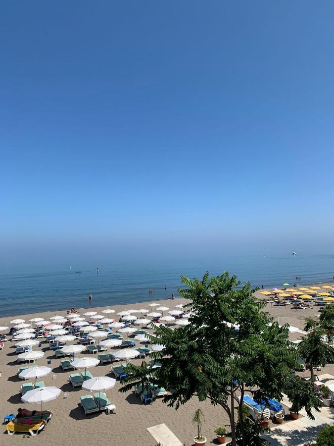 Apartamentos Guaquin Torremolinos Exterior foto