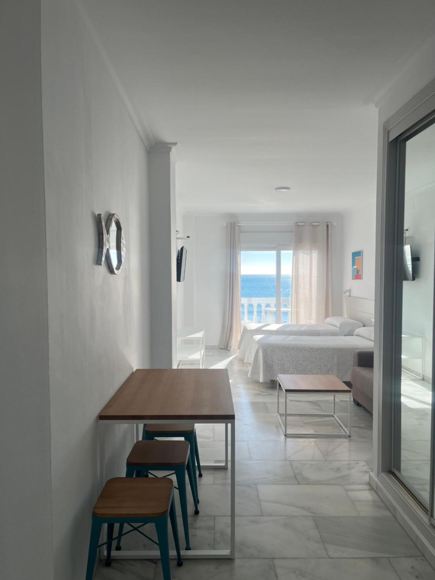 Apartamentos Guaquin Torremolinos Exterior foto