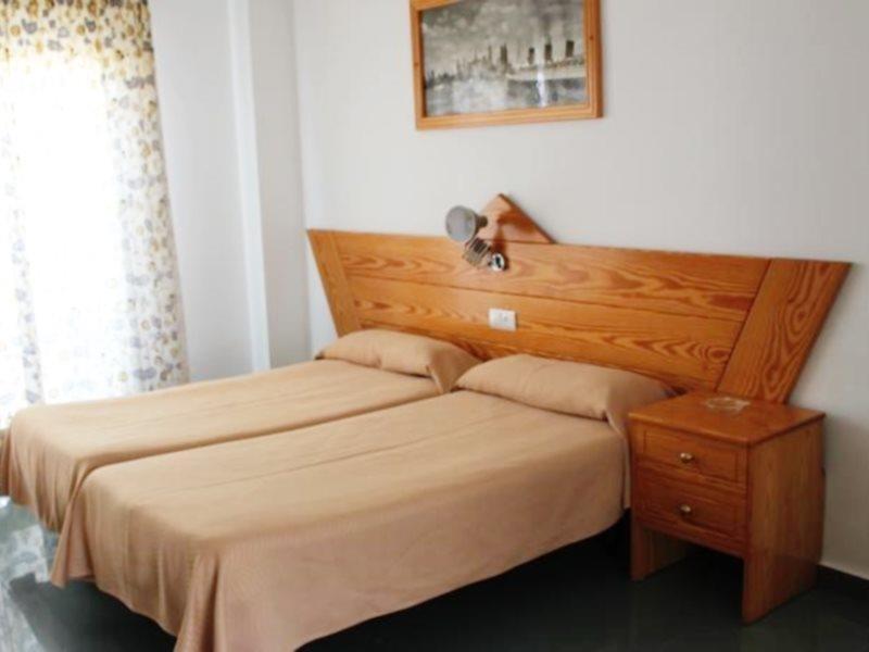 Apartamentos Guaquin Torremolinos Exterior foto